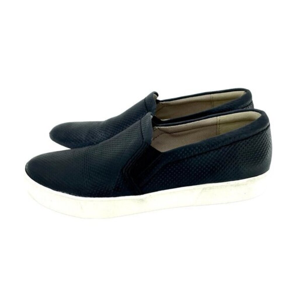 Naturalizer Marianne Perforated Leather Black Loafers Flats Sz 7